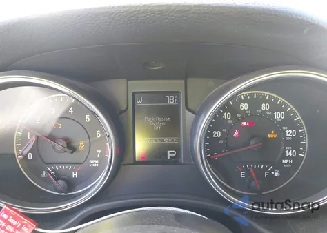 2013 Jeep Grand Cherokee Laredo Altitude z USA, uszkodzony, nr VIN 1C4RJFAG8DC572909